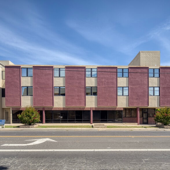 5025 J St, Sacramento, CA for sale - Building Photo - Image 2 of 5