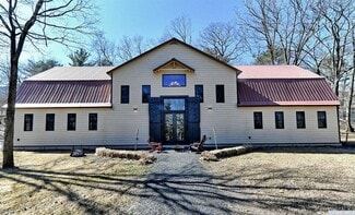 More details for 400 Game Farm Rd, Catskill, NY - Hospitality for Sale