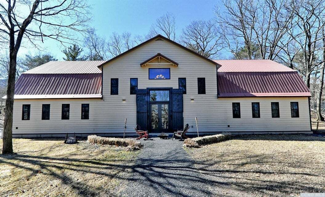 400 Game Farm Rd, Catskill, NY à vendre Photo principale- Image 1 de 63
