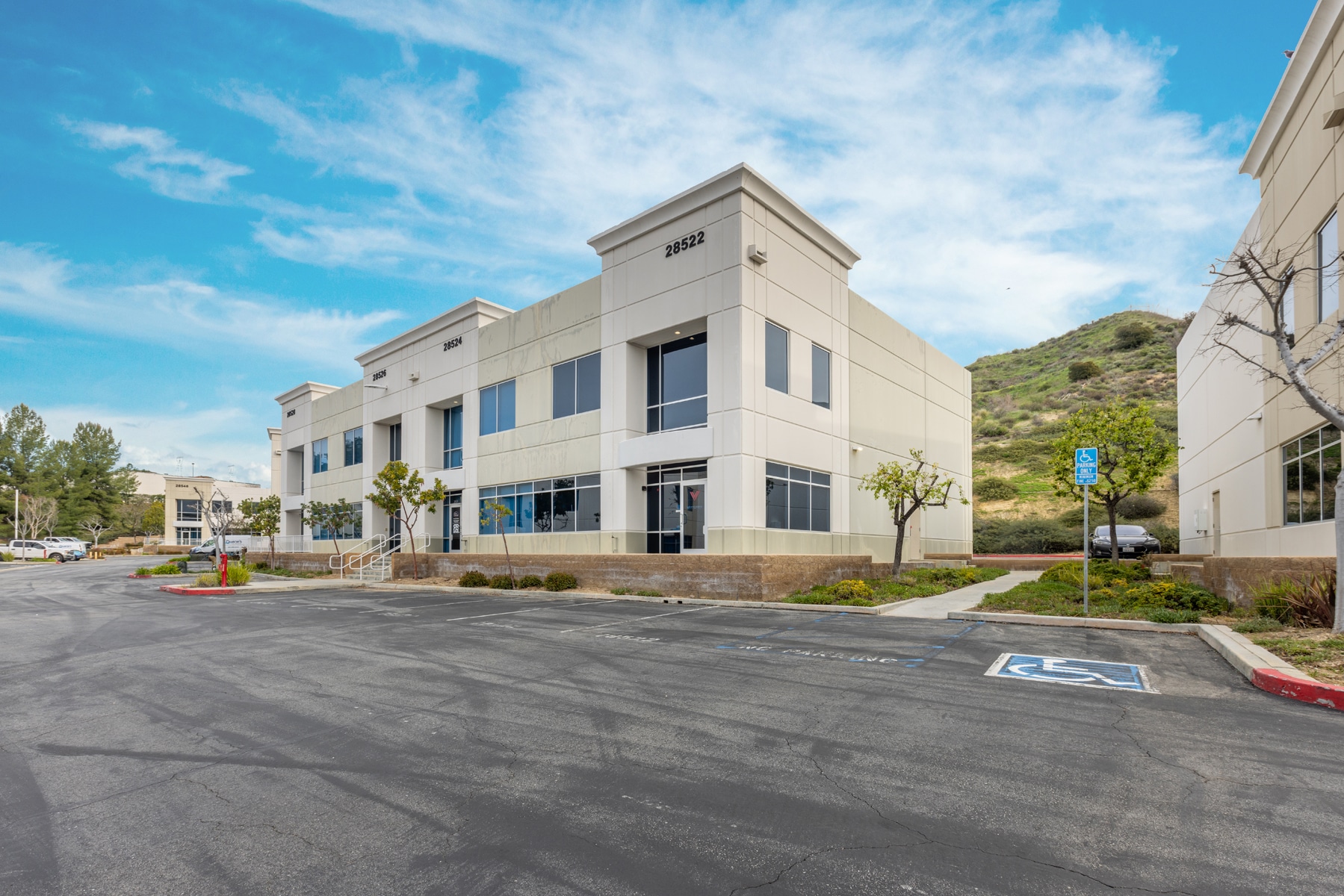 28522-28528 Constellation Rd, Valencia, CA for lease Primary Photo- Image 1 of 33