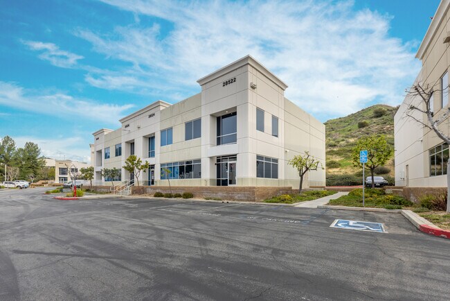 More details for 28522-28528 Constellation Rd, Valencia, CA - Office for Lease