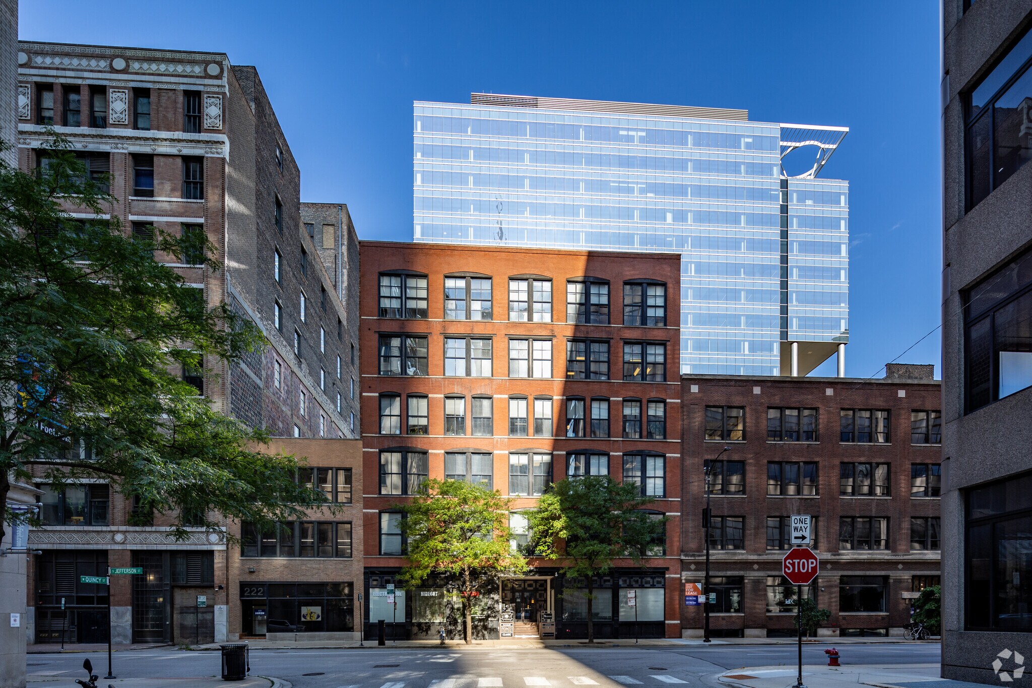 216 S Jefferson St, Chicago, IL à vendre Photo du bâtiment- Image 1 de 61