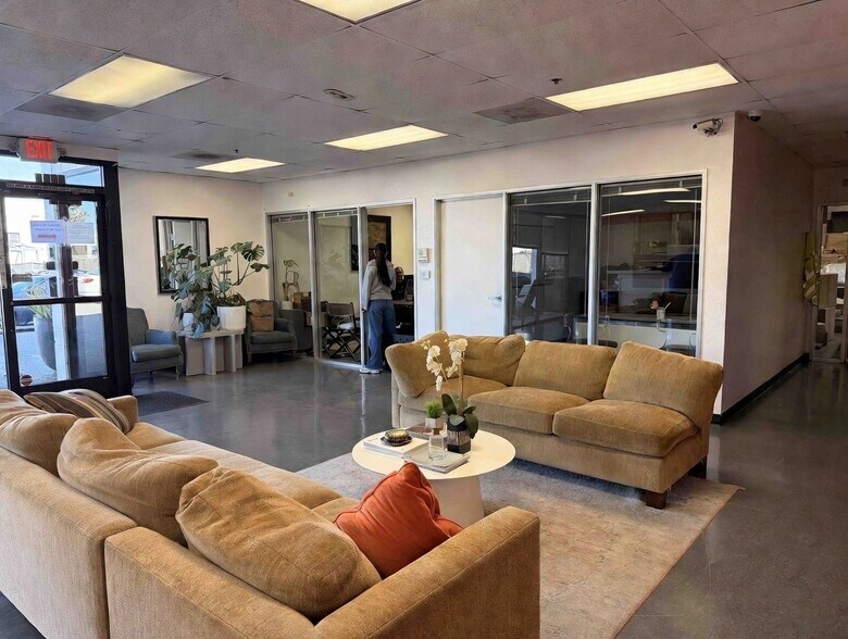 405 S Airport Blvd, South San Francisco, CA à louer - Photo du bâtiment - Image 3 de 5
