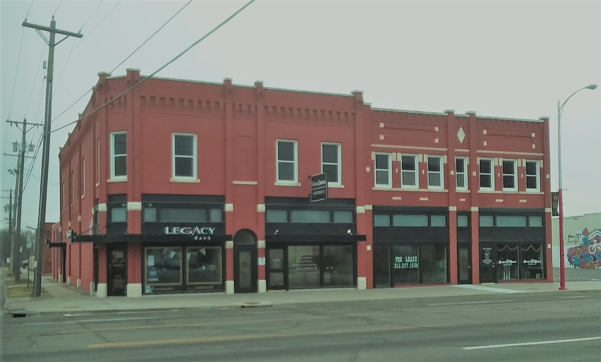 1100-1108 E Douglas Ave, Wichita, KS for lease Building Photo- Image 1 of 6