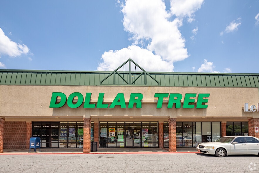 2036 Johnson Ferry Rd NE, Atlanta, GA for lease - Building Photo - Image 3 of 12