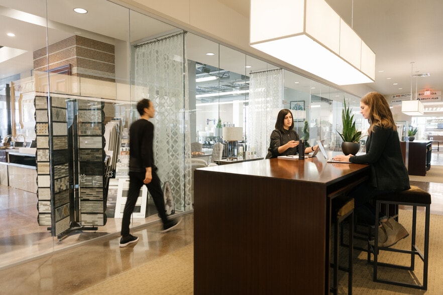 200 S Rangeline Rd, Carmel, IN for lease - Interior Photo - Image 2 of 5