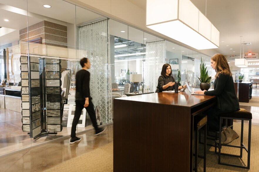 200 S Rangeline Rd, Carmel, IN à louer - Photo intérieure - Image 2 de 5