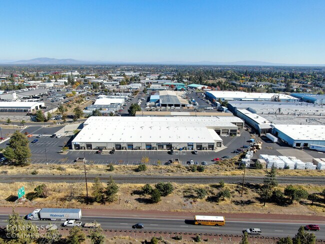 Plus de détails pour 20495 Murray Rd, Bend, OR - Industriel à louer