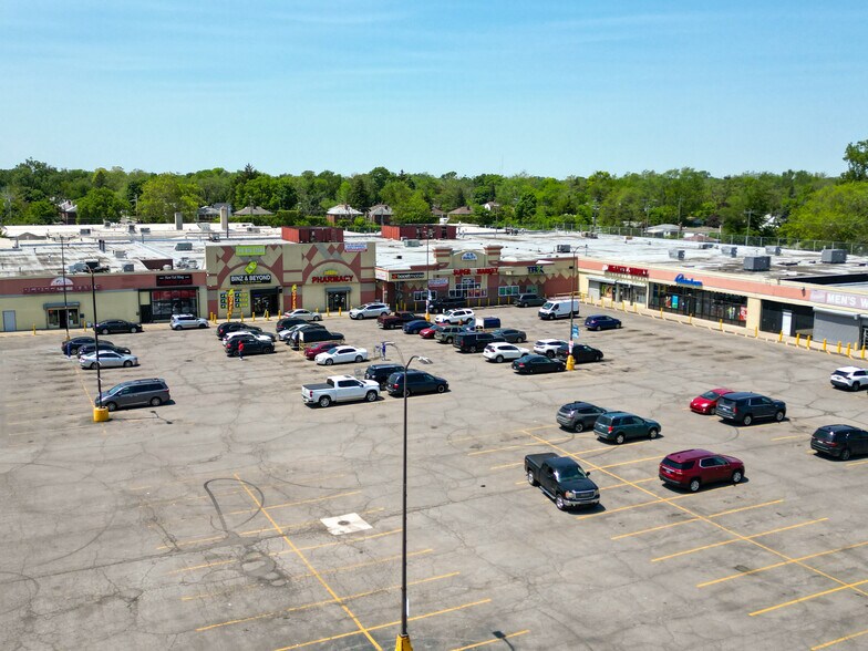 15510-15690 Joy Rd, Detroit, MI for lease - Building Photo - Image 1 of 8