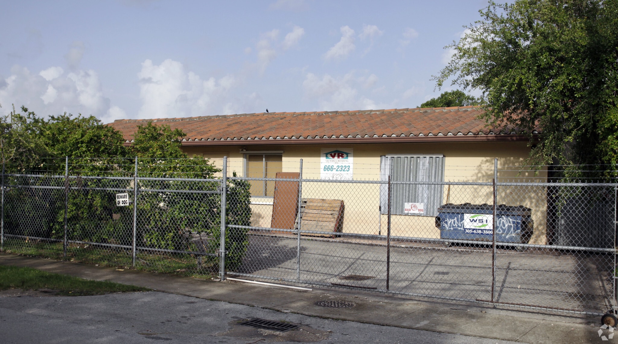 4220 SW 71st Ave, Miami, FL for sale Primary Photo- Image 1 of 3