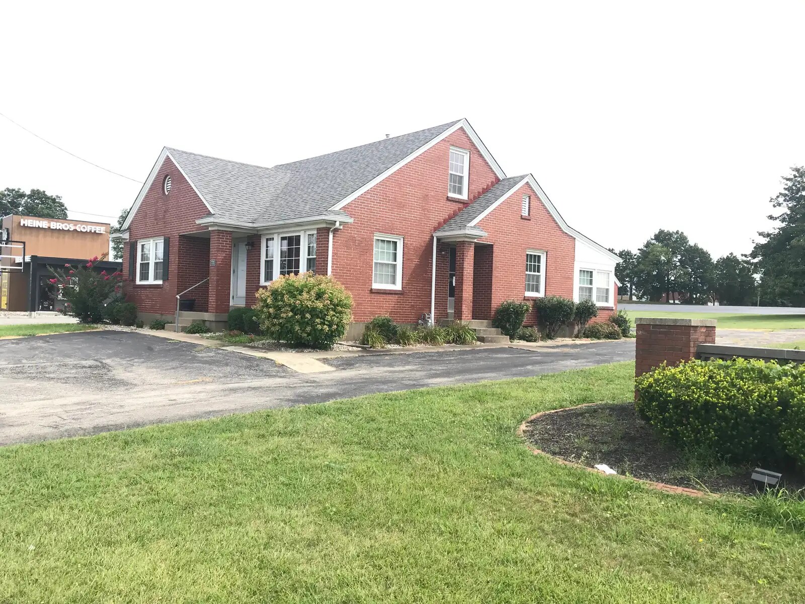 7707 Bardstown Rd, Louisville, KY for lease Primary Photo- Image 1 of 4