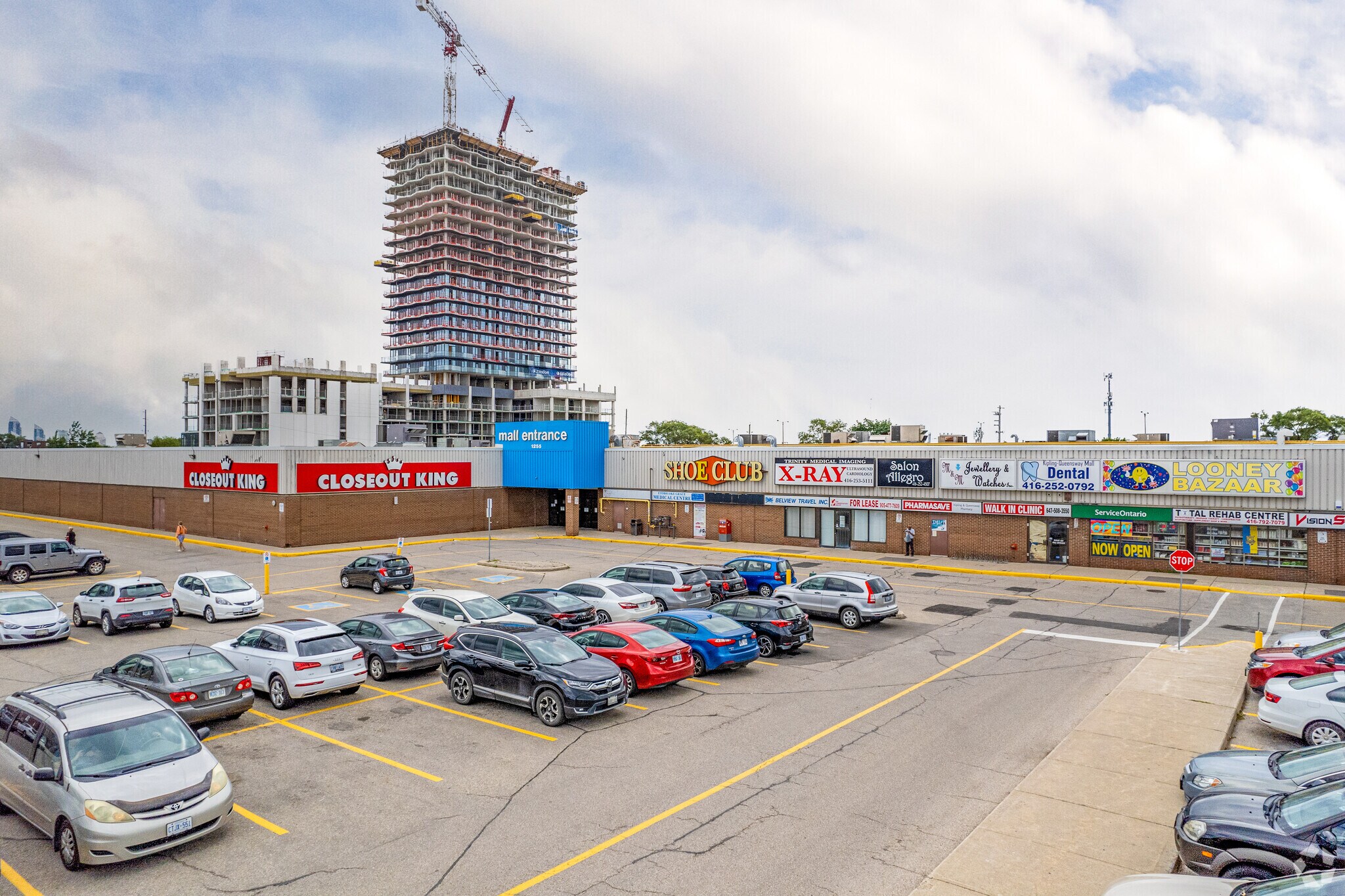 1233-1255 The Queensway, Toronto, ON à vendre Photo du bâtiment- Image 1 de 1