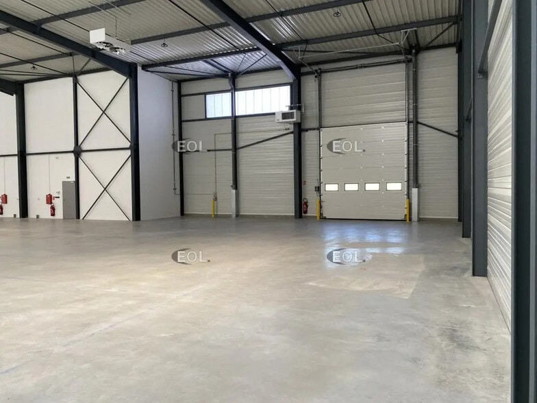 Flex dans Saint-Priest à louer - Photo intérieure - Image 3 de 14