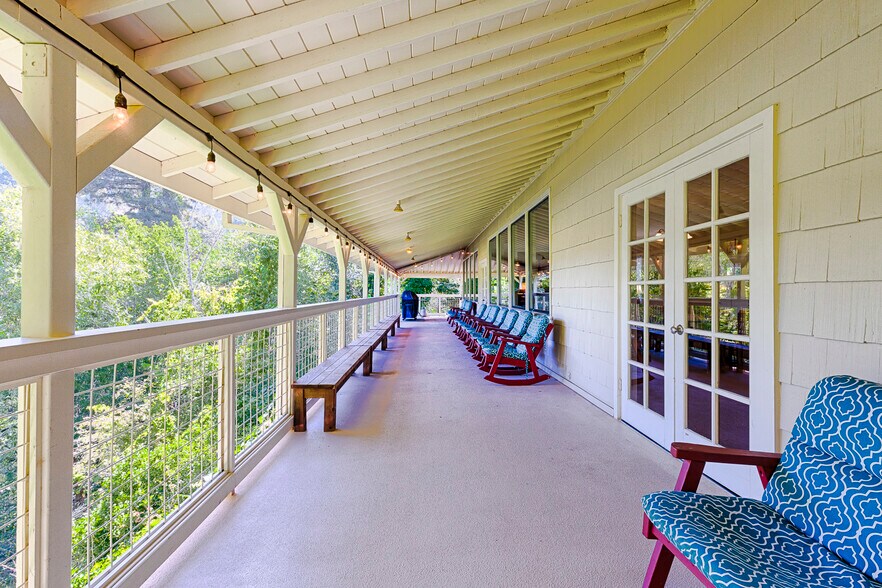 22776 Moscow Road rd, Monte Rio, CA à vendre - Photo du bâtiment - Image 3 de 14