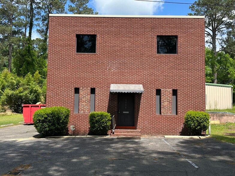 1111 Miller Ave, Columbia, SC for sale - Building Photo - Image 2 of 16