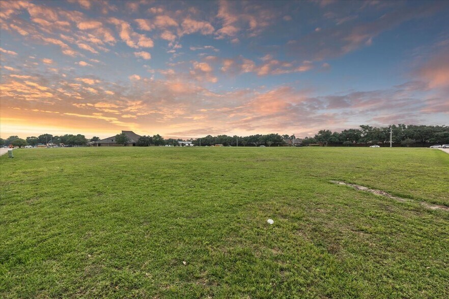 15700 Space Center Blvd, Houston, TX à vendre - Autre - Image 1 de 9