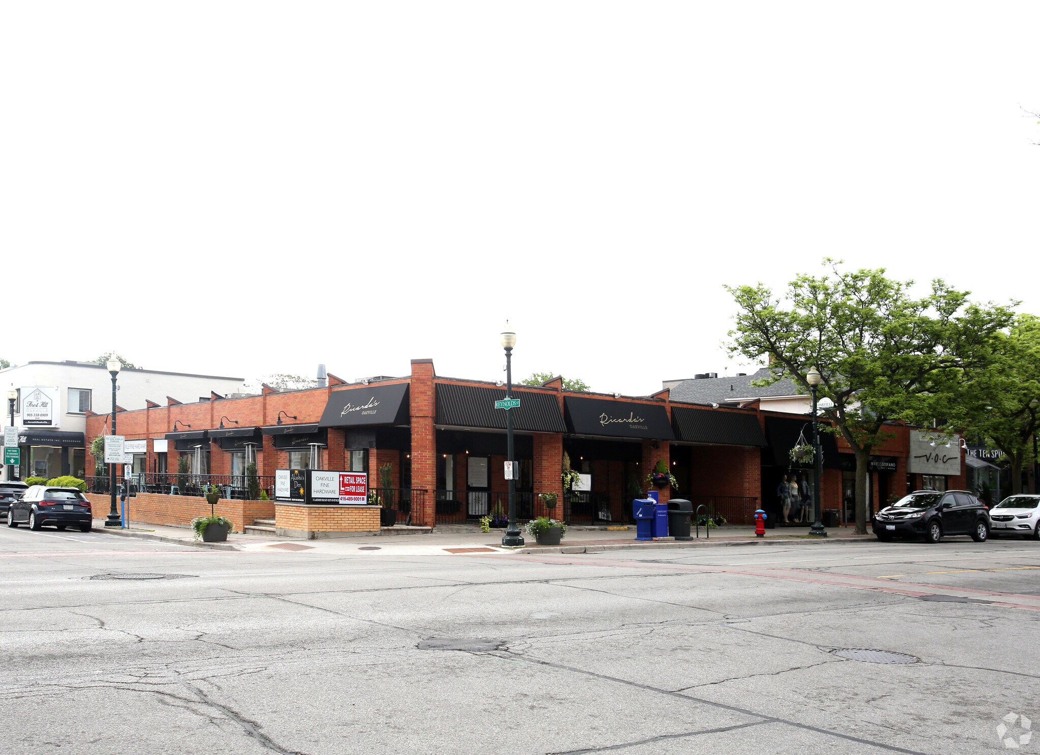 312 Lakeshore Rd E, Oakville, ON for sale Primary Photo- Image 1 of 1