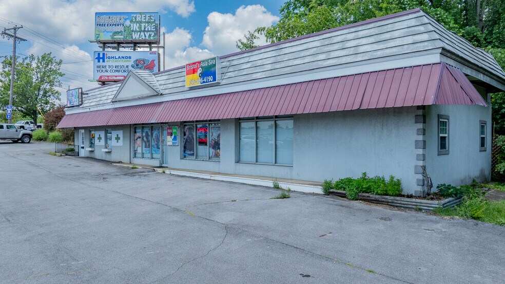 601 Commonwealth Ave, Bristol, VA à vendre - Photo du bâtiment - Image 2 de 33