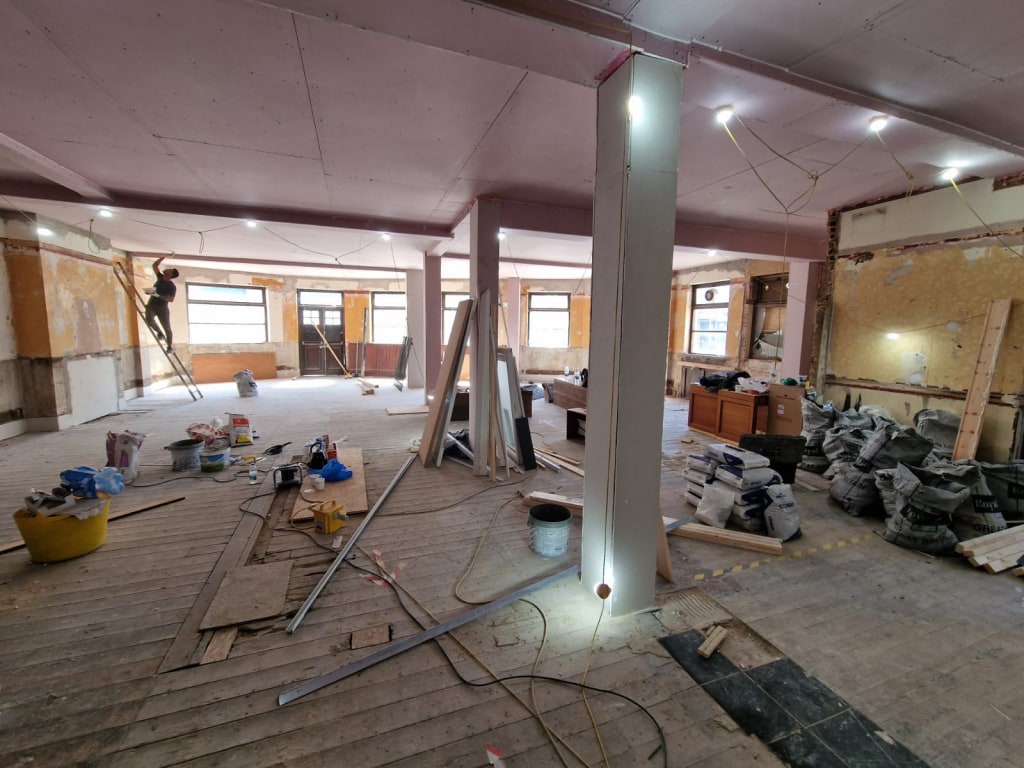 247 Barking Rd, Londres à louer Photo intérieure- Image 1 de 3