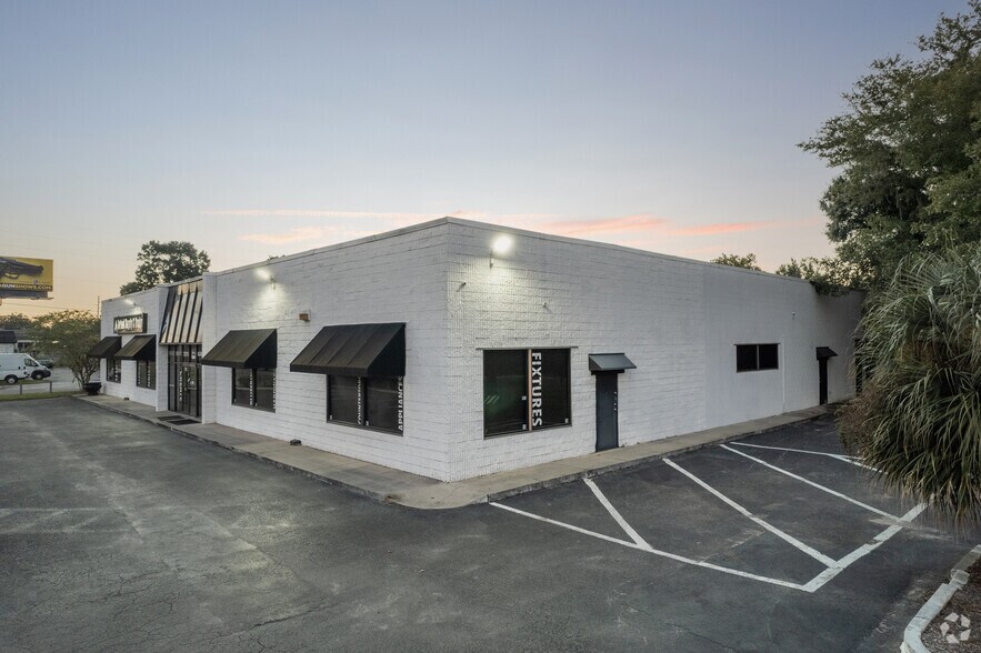 1790 Lee Rd, Orlando, FL à louer - Photo du bâtiment - Image 2 de 3