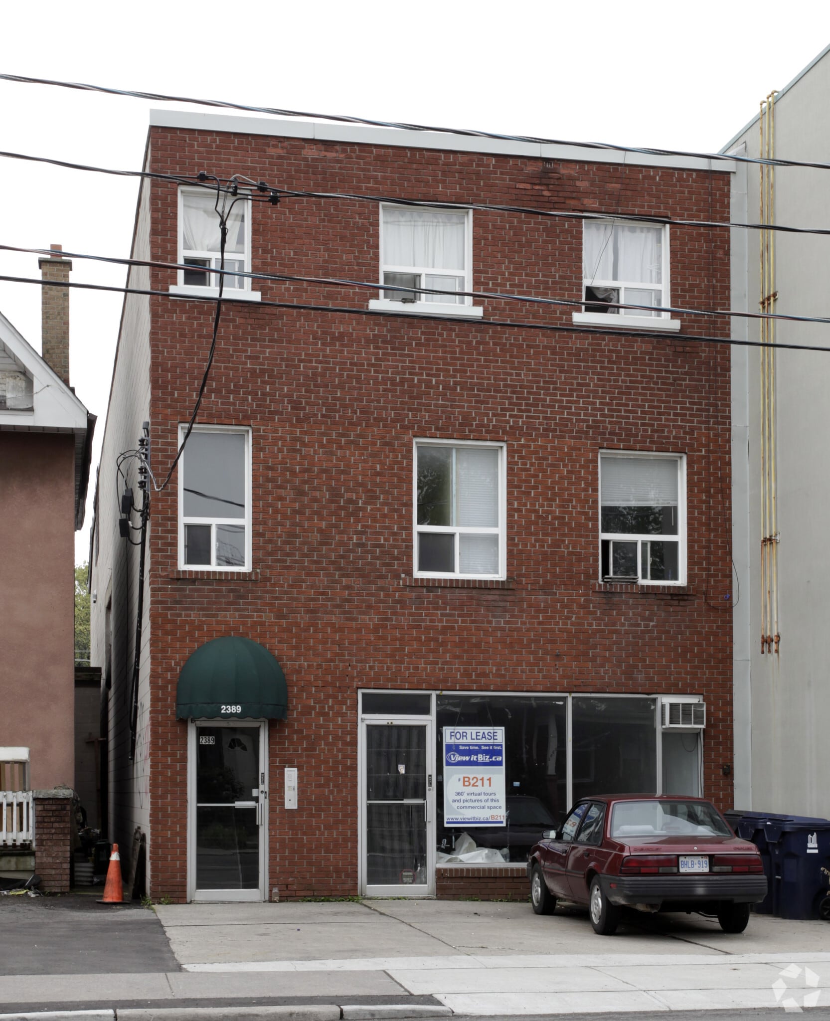 2389 St Clair Ave, Toronto, ON for sale Primary Photo- Image 1 of 1