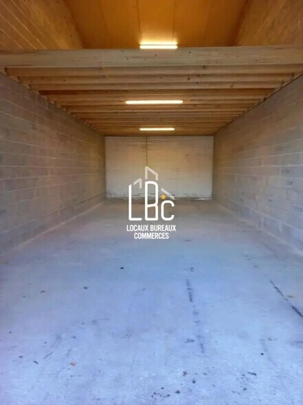 3644 Rue De Saint-Mars, Sucé-sur-Erdre à vendre - Photo du bâtiment - Image 2 de 26