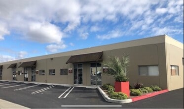 1402-1406 S Ritchey St, Santa Ana, CA for lease Interior Photo- Image 1 of 2