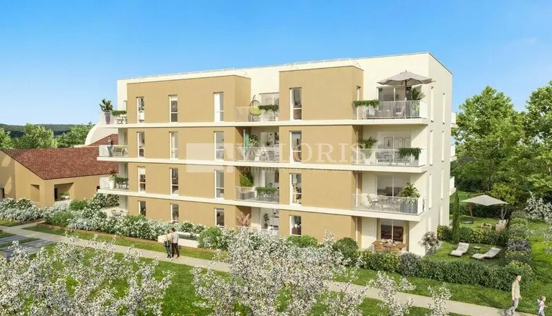 Retail in Gleizé for lease - Building Photo - Image 2 of 17