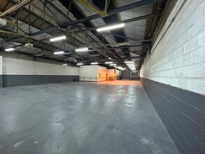 King Edward Rd, Thorne for lease Interior Photo- Image 2 of 6