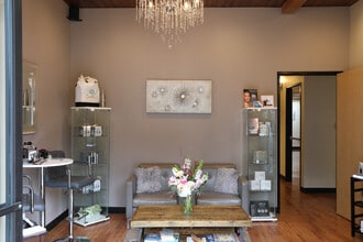 17050-17120 Pilkington Rd, Lake Oswego, OR à louer Photo intérieure- Image 2 de 6