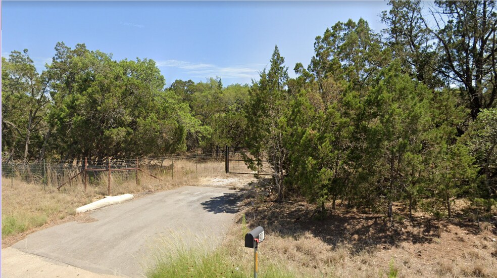 908 W Borgfeld Dr, San Antonio, TX à louer - Photo du bâtiment - Image 2 de 6