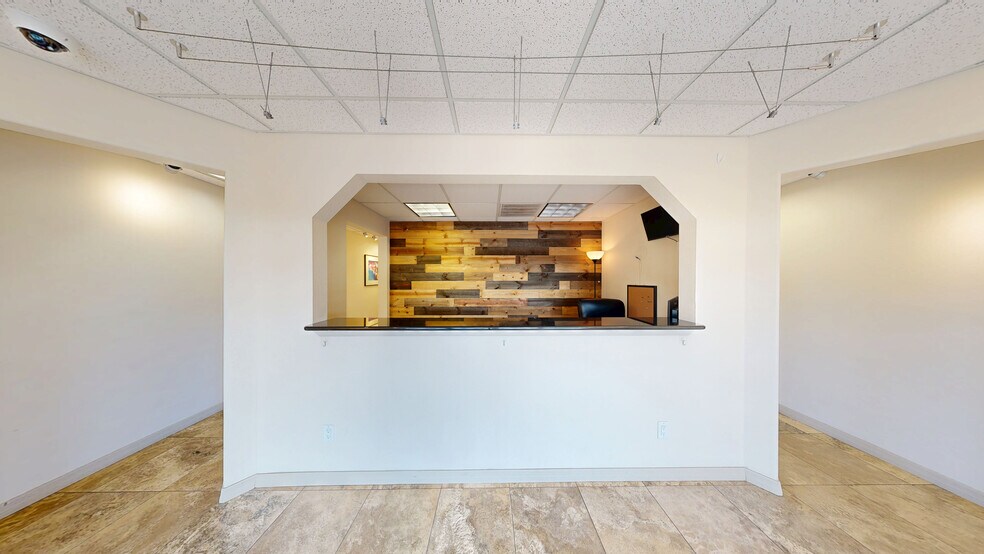 5001 Lemon St W, Tampa, FL à louer - Numérisation 3D de Matterport - Image 2 de 28