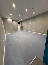 5324-5326 W 16th St, Indianapolis, IN for lease Interior Photo- Image 2 of 4