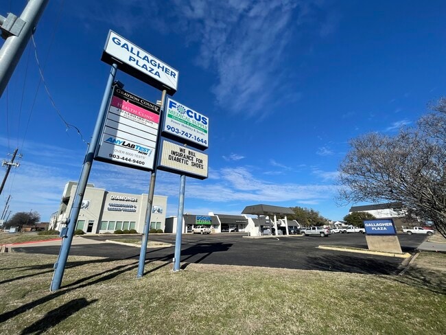 More details for 809 Gallagher Dr, Sherman, TX - Retail for Sale