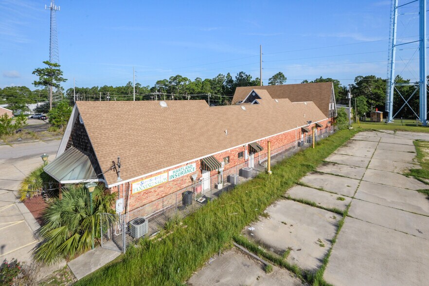 630 Highway 90, Waveland, MS à vendre - Photo du bâtiment - Image 2 de 10