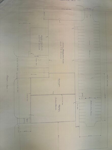 1434 Progress Ln, Omro, WI for lease - Building Photo - Image 2 of 33