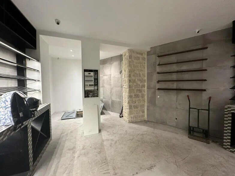 Commerce de détail dans Paris à louer - Photo du bâtiment - Image 3 de 7