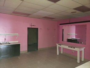 105 N 85 Pky N, Fayetteville, GA for lease Interior Photo- Image 2 of 4