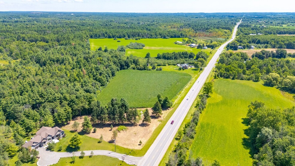 978 Ontario 8, Hamilton, ON à vendre - Aérien - Image 2 de 3