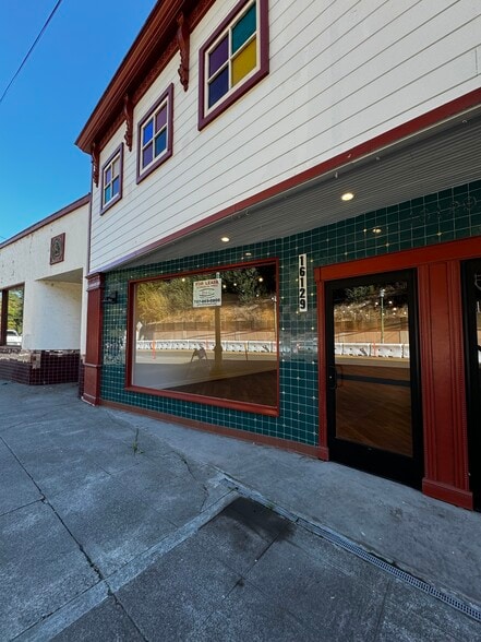 Main St Portfolio portfolio of 4 properties for sale on LoopNet.ca - Building Photo - Image 1 of 21