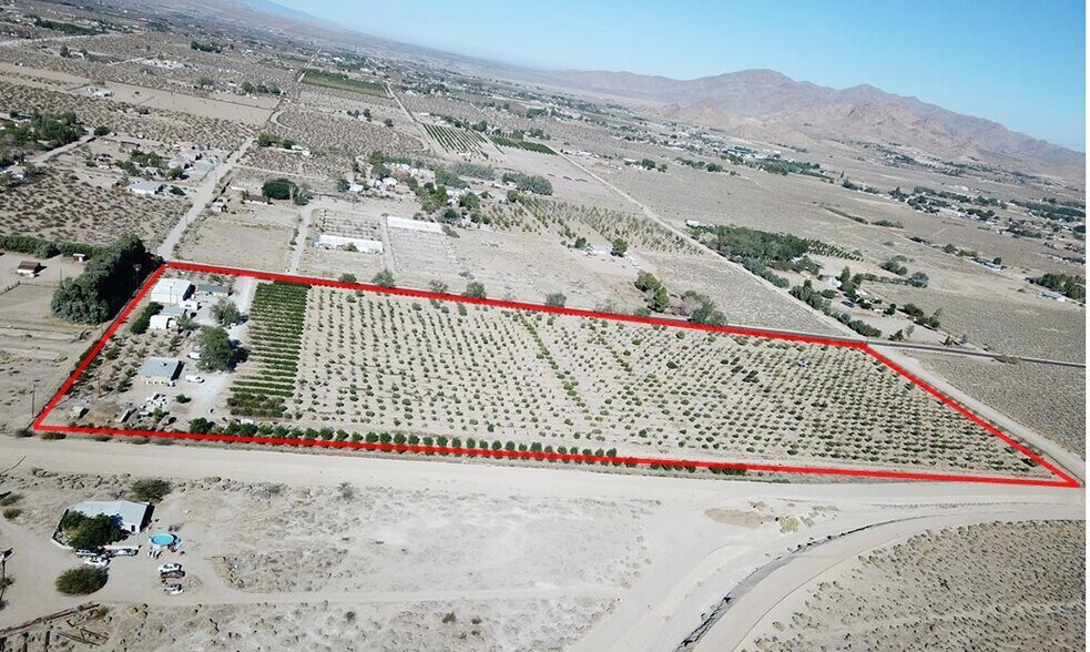 10099 Highland Ave, Lucerne Valley, CA à vendre - Photo du bâtiment - Image 3 de 19