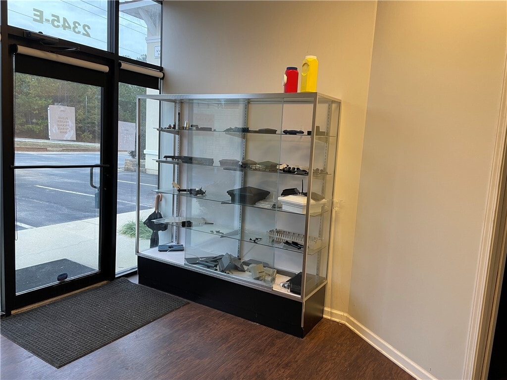 2345 Sandifer Blvd, Westminster, SC à louer Photo intérieure- Image 1 de 13