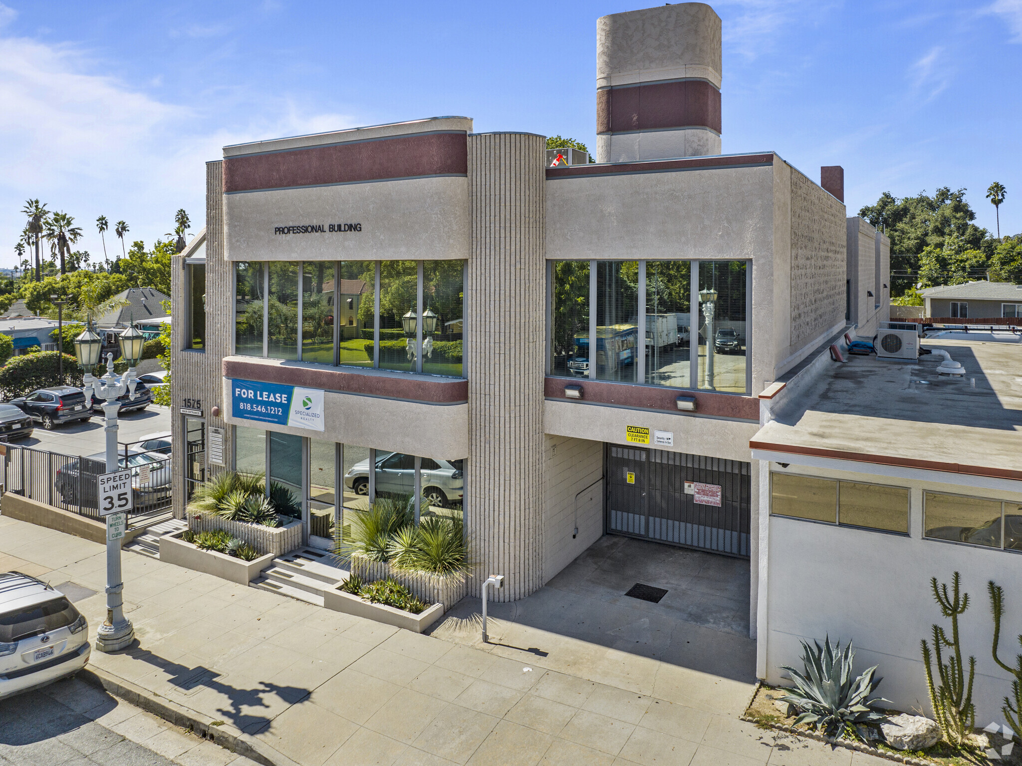 1575 N Lake Ave, Pasadena, CA for lease Building Photo- Image 1 of 15