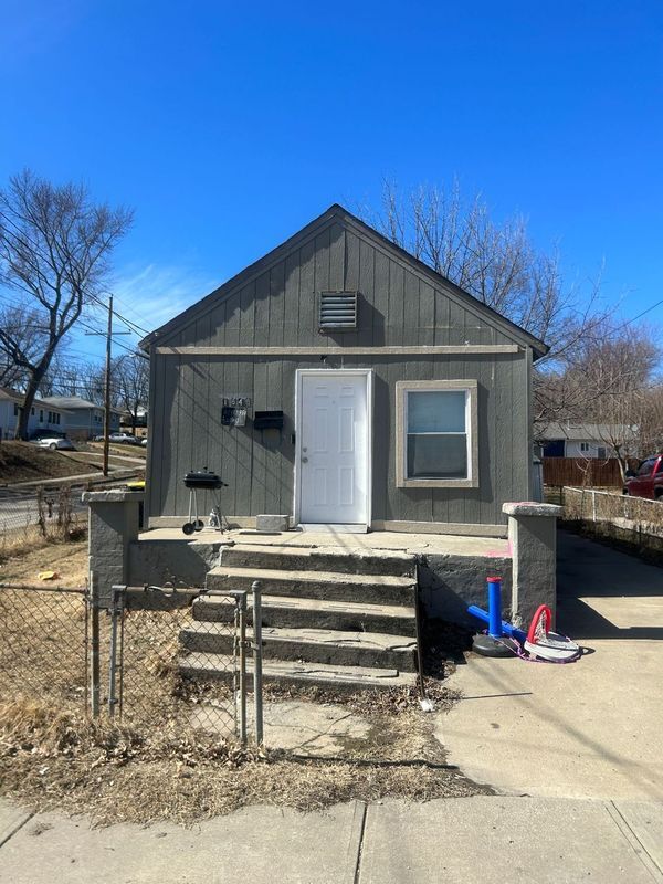 1646 Bennington Ave, Kansas City, MO for sale Primary Photo- Image 1 of 2