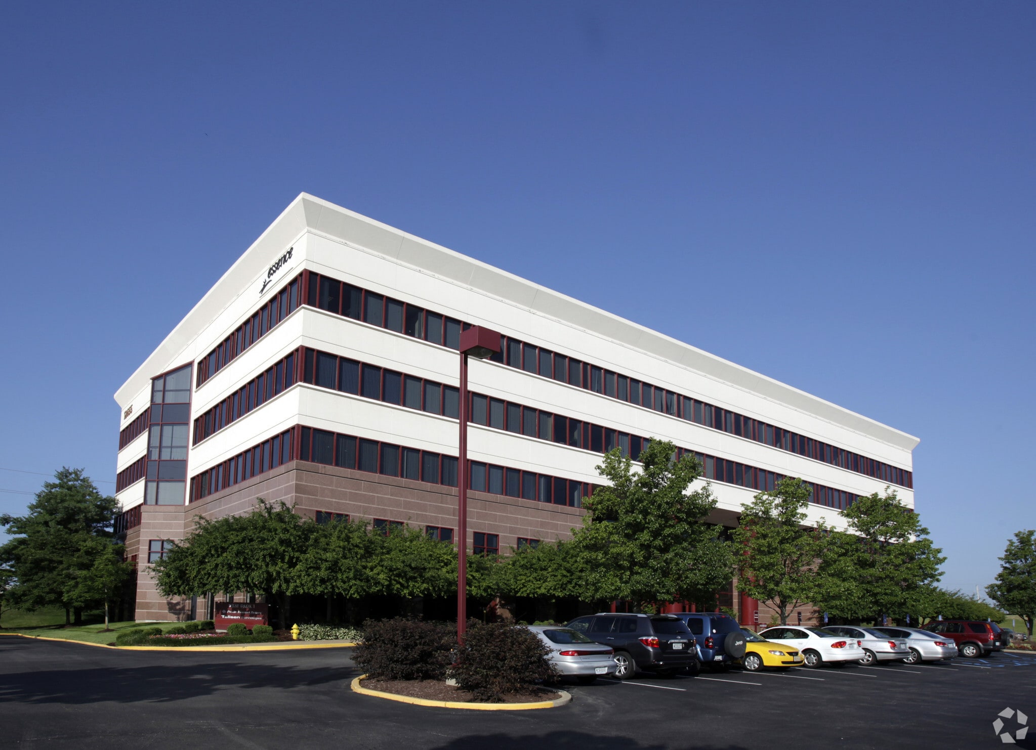 12655 Olive Blvd, Creve Coeur, MO for lease Building Photo- Image 1 of 6