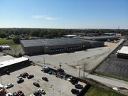 1310 N McKinley Ave, Champaign IL - Entrepôt