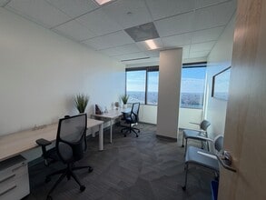 1 Tower Center Blvd, East Brunswick, NJ à louer Photo intérieure- Image 2 de 6