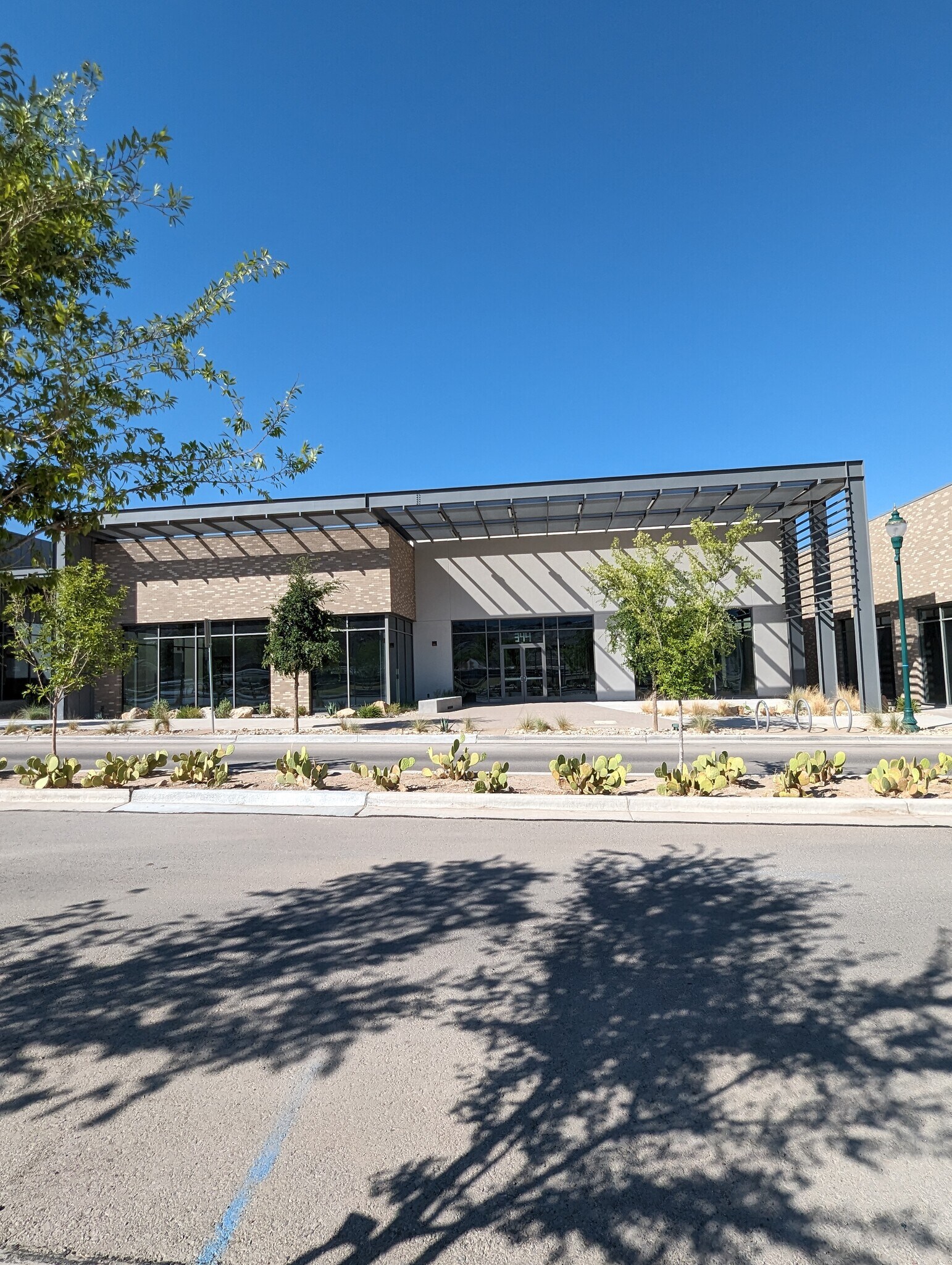 344 Vin Rambla dr, El Paso, TX for lease Primary Photo- Image 1 of 7