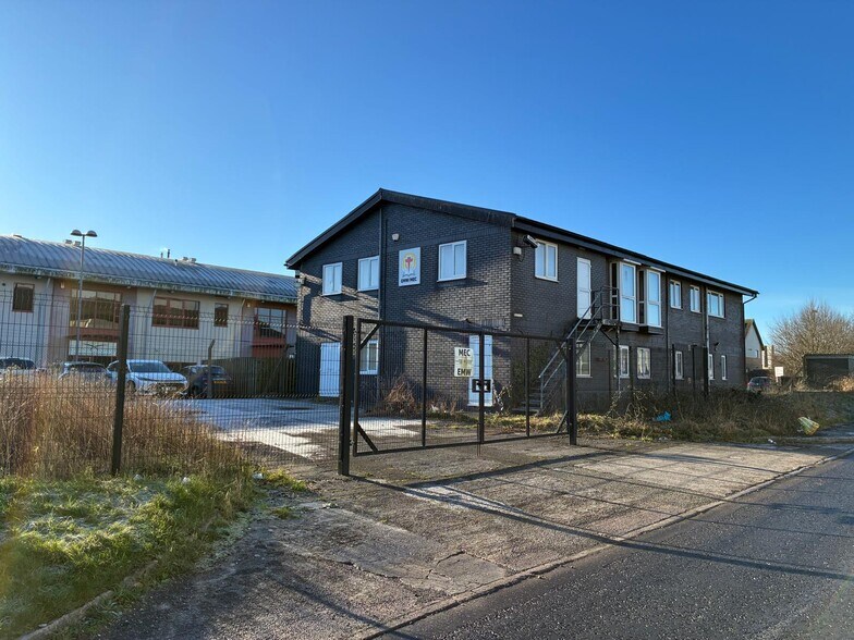 South Rd, Bridgend à vendre - Photo du bâtiment - Image 3 de 5