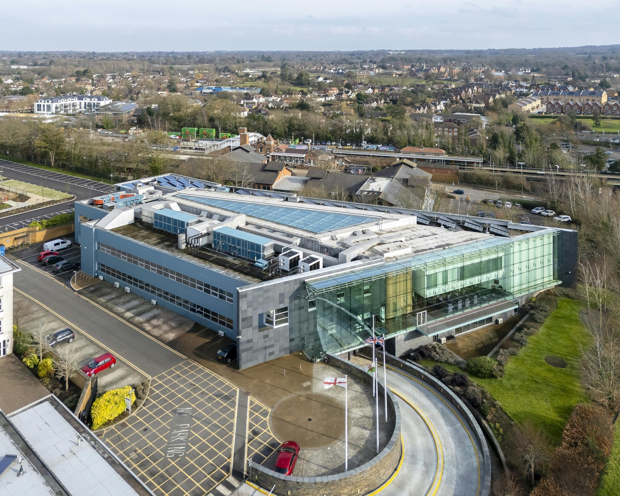 Highbury Dr, Leatherhead for sale Building Photo- Image 1 of 12